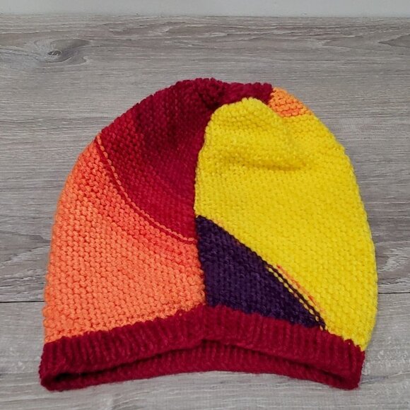 Handmade Colorful Ombre Slouchy Knit Beanie Hat  Rainbow Outdoors Yellow Red - Picture 11 of 13